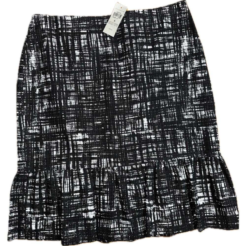 Ann Taylor Black White Ruffle Hem Flounce Skirt size 6 NEW